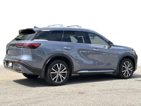Used 2023 INFINITI QX60 Sensory w/ Vision Package AWD/4WD image 35