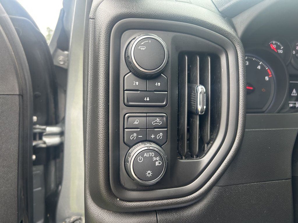 Used 2024 Chevrolet Silverado 2500 Custom w/ Custom Value Package AWD/4WD image 23