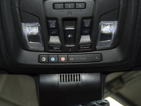 Used 2024 GMC Sierra 2500 AT4 w/ AT4 Premium Plus Package image 49