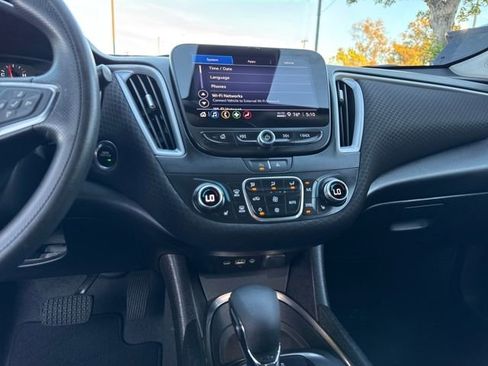 Certified 2023 Chevrolet Malibu LT image 17
