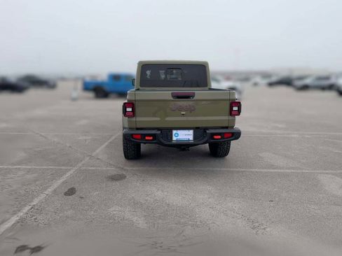 New 2026 Jeep Gladiator Mojave image 10