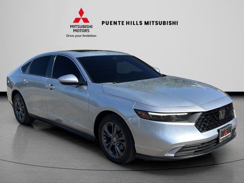 Used 2024 Honda Accord EX image 3