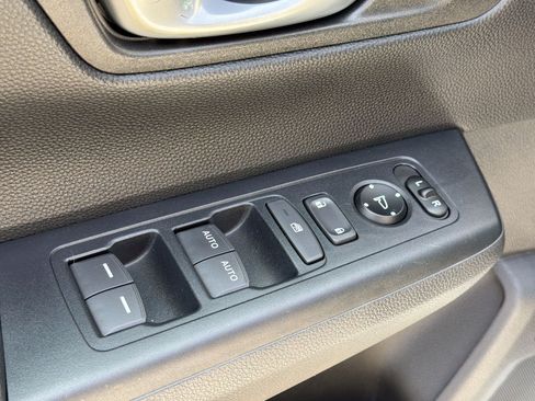 Used 2024 Honda CR-V EX image 27