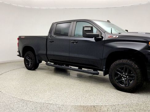 Used 2023 Chevrolet Silverado 1500 LT Trail Boss AWD/4WD image 3