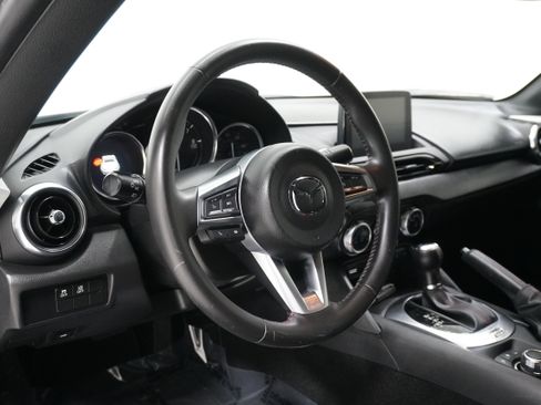Used 2019 MAZDA MX-5 Miata RF Grand Touring image 12