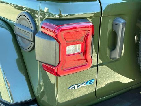 Used 2022 Jeep Wrangler Unlimited Sahara 4xe w/ Safety Group image 9