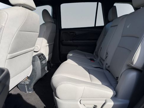 Used 2023 Honda Passport EX-L image 19