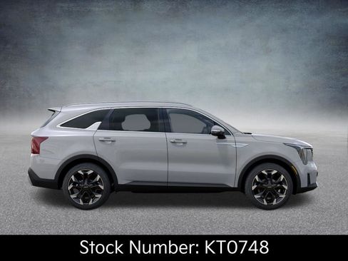New 2026 Kia Sorento EX AWD/4WD image 7