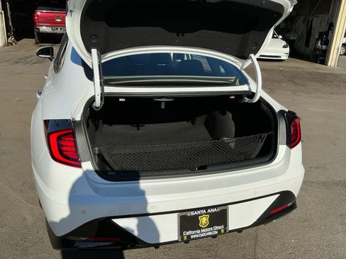 Used 2020 Hyundai Sonata Limited w/ Preferred Accessory Package image 25