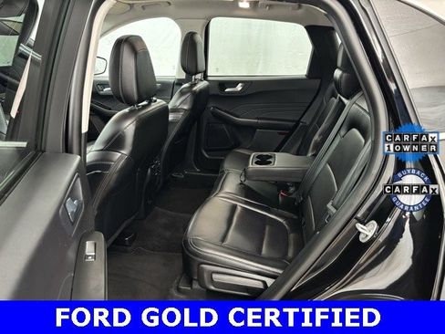 Certified 2022 Ford Escape Titanium w/ Class II Trailer Tow Package image 16