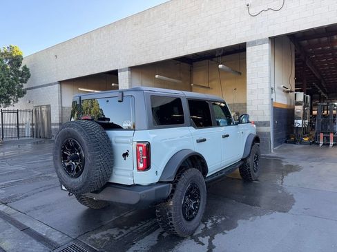 Used 2024 Ford Bronco Wildtrak AWD/4WD image 3