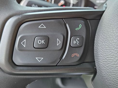 New 2025 Jeep Gladiator Sport image 28