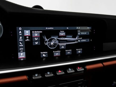 Used 2021 Porsche 911 Turbo S image 81