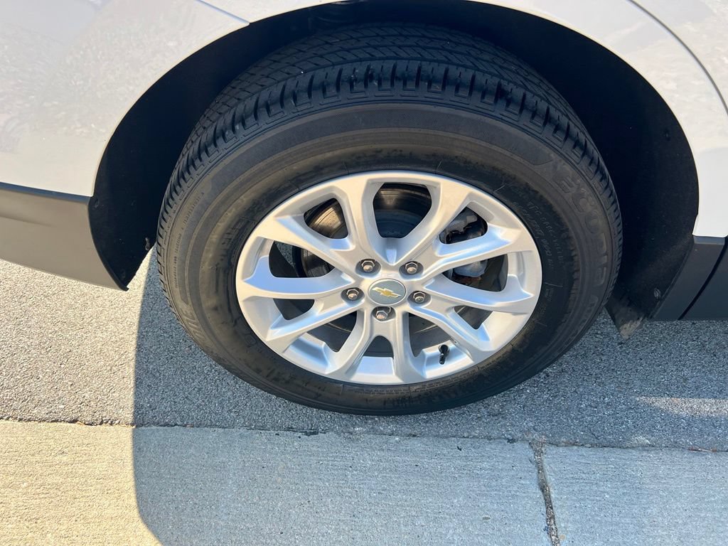 Used 2020 Chevrolet Equinox LT AWD/4WD image 12