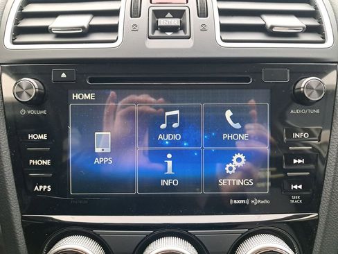 Used 2017 Subaru Forester 2.5i Premium image 21