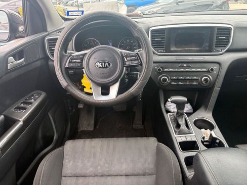 Used 2020 Kia Sportage LX FWD image 10