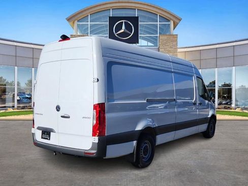 New 2026 Mercedes-Benz Sprinter 2500 image 4