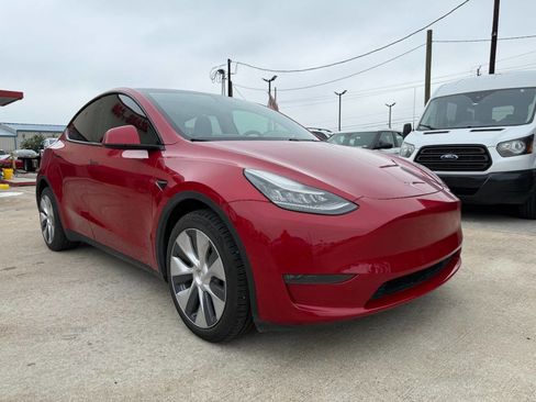 Used 2020 Tesla Model Y Long Range AWD/4WD image 1