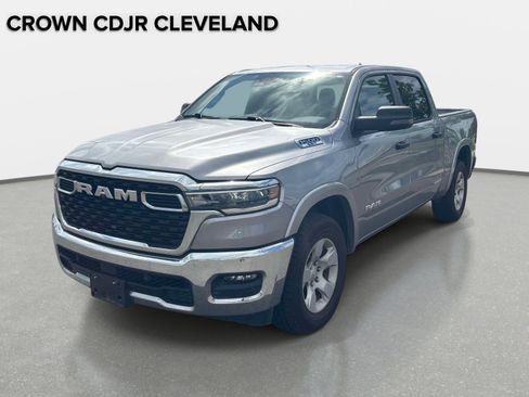 Used 2025 RAM 1500 Big Horn AWD/4WD image 36