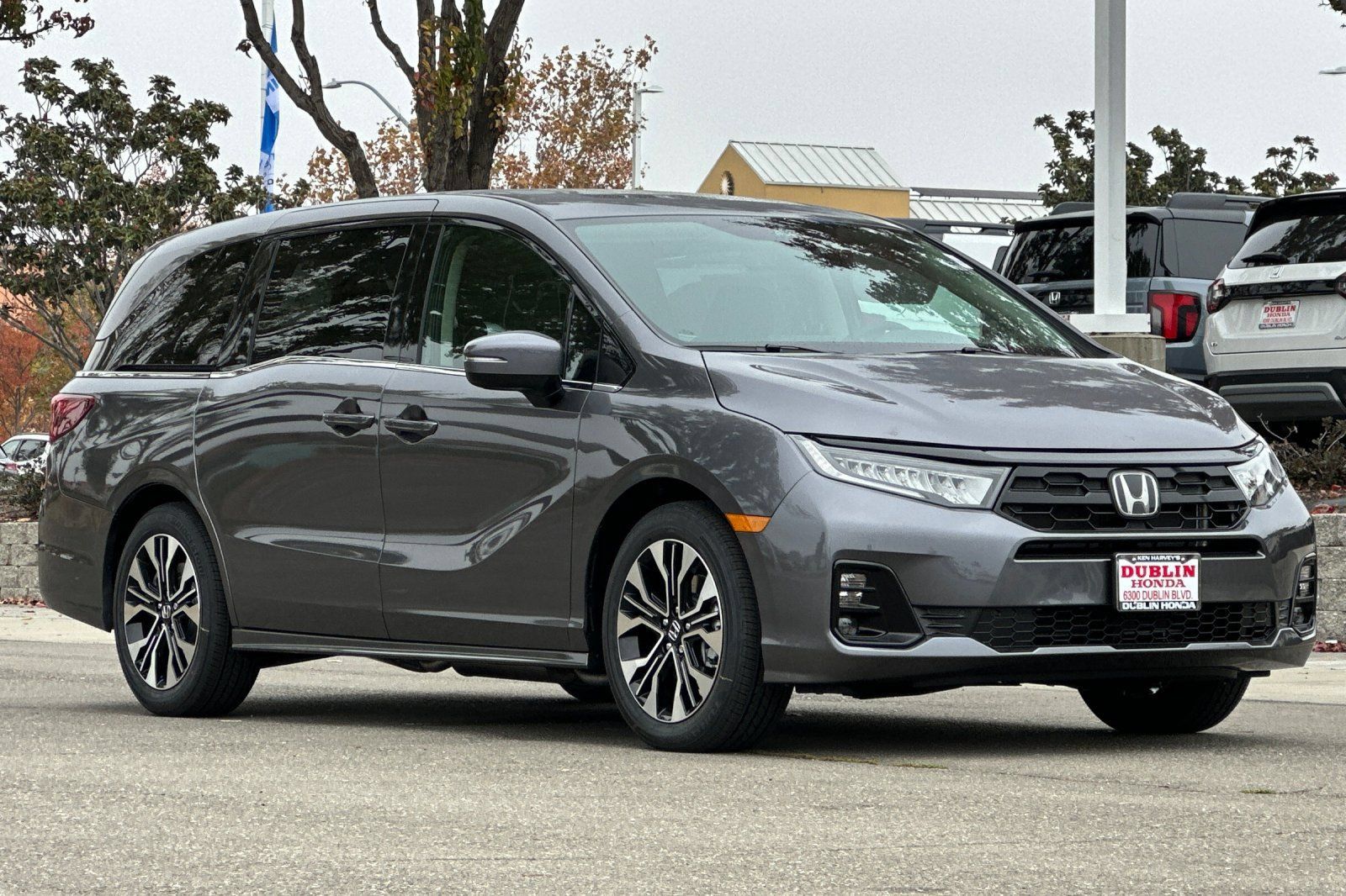 New 2026 Honda Odyssey Elite image 2