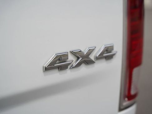 Used 2017 RAM 1500 Laramie AWD/4WD image 40