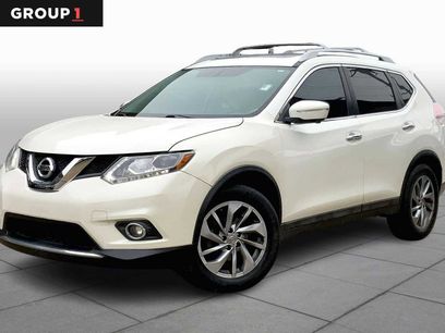Used 2015 Nissan Rogue SL w/ SL Premium Package