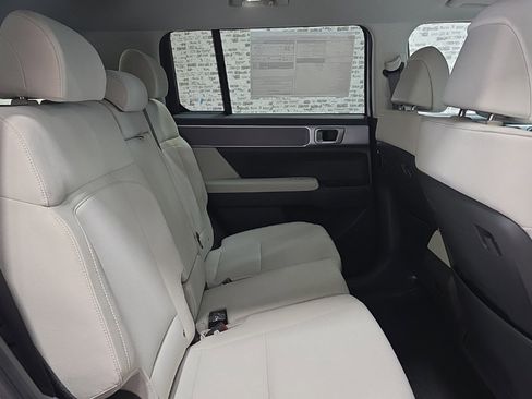 New 2026 Hyundai Santa Fe SE image 11