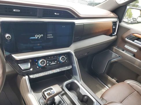 Used 2022 GMC Sierra 1500 Denali AWD/4WD image 28