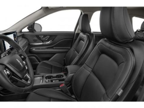 Certified 2024 Lincoln Corsair FWD image 9