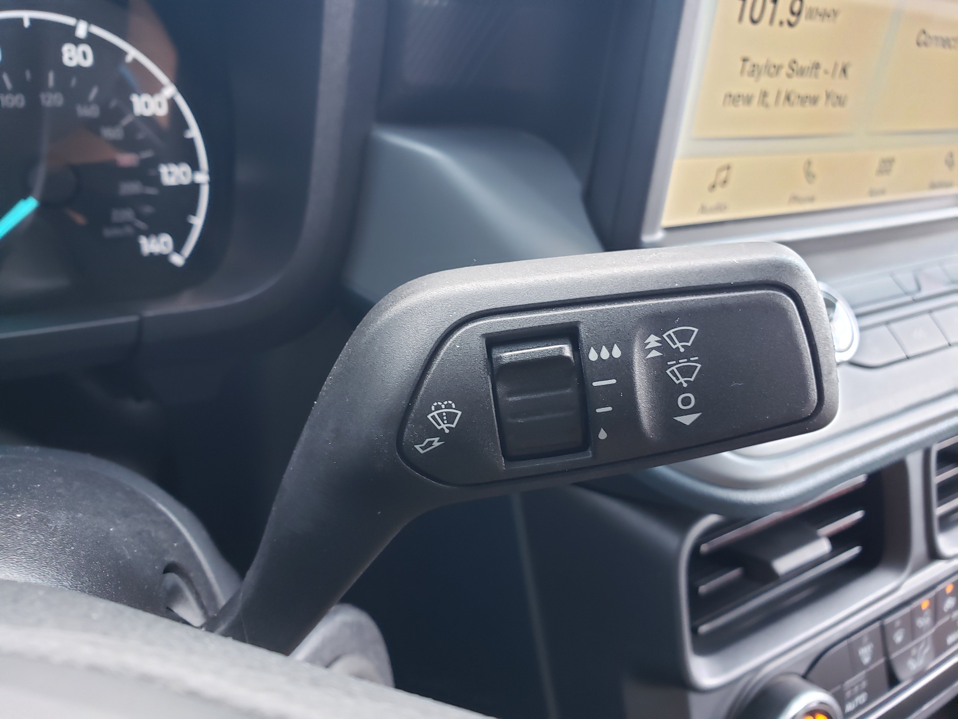 Used 2024 Ford Maverick XL FWD image 19
