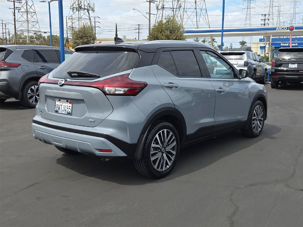 Used 2021 Nissan Kicks SV FWD image 28