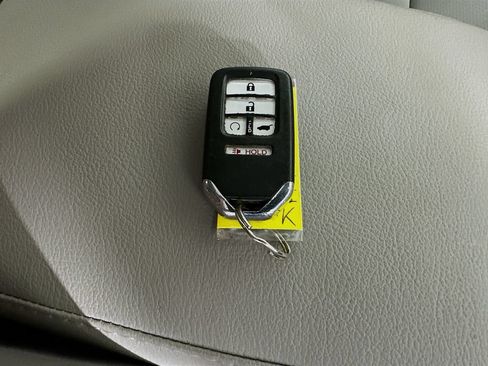 Used 2021 Honda CR-V EX-L image 40