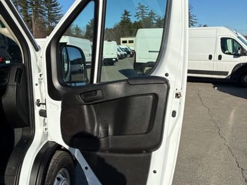 Used 2023 RAM ProMaster 2500 FWD image 18