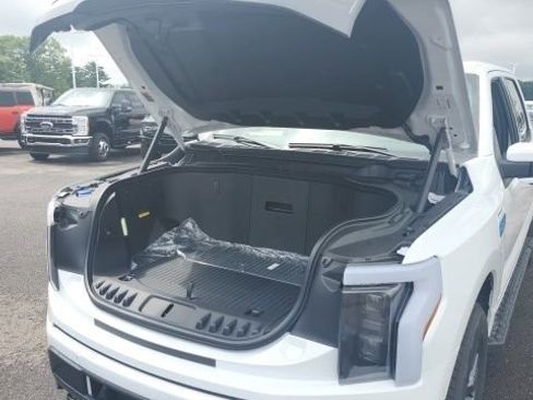 New 2025 Ford F150 Lightning Lariat image 25