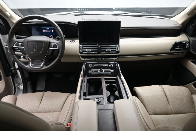 Certified 2023 Lincoln Navigator Reserve RWD image 22