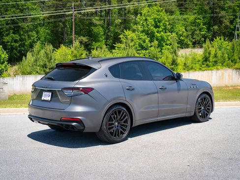 Used 2022 Maserati Levante Modena AWD/4WD image 20