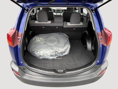 Used 2015 Toyota RAV4 XLE AWD/4WD image 29