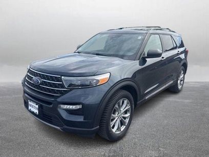 Certified 2023 Ford Explorer XLT w/ Equipment Group 202A