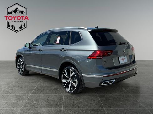 Used 2023 Volkswagen Tiguan SEL R-Line AWD/4WD image 3