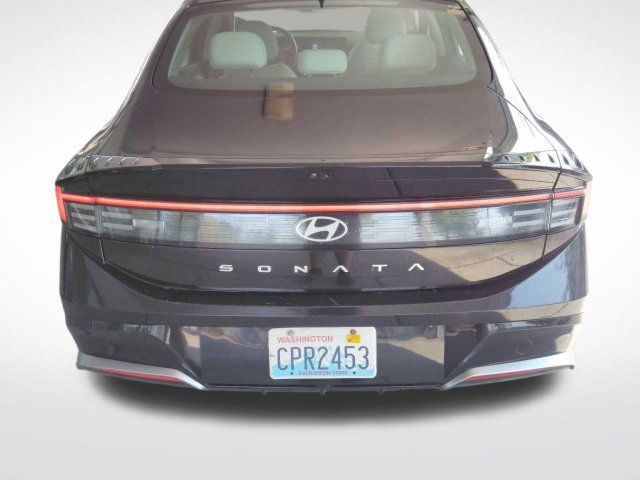 Used 2025 Hyundai Sonata SEL FWD image 4