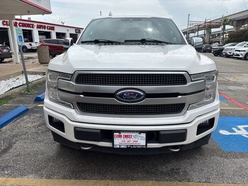 Used 2018 Ford F150 Platinum w/ Equipment Group 701A Luxury AWD/4WD image 2
