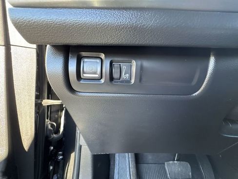 Certified 2024 Cadillac XT4 Luxury image 19