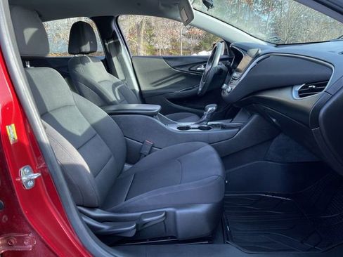 Used 2022 Chevrolet Malibu RS image 26
