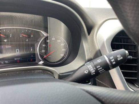 Used 2023 GMC Acadia SLE w/ Driver Convenience Package FWD image 23