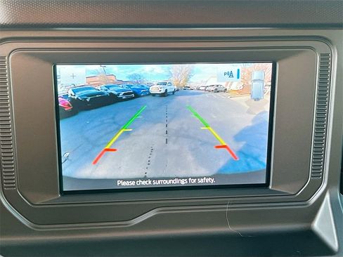 Used 2022 Ford Bronco Outer Banks image 14