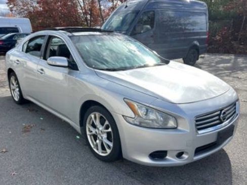 Used 2014 Nissan Maxima 3.5 SV w/ Premium Package image 1