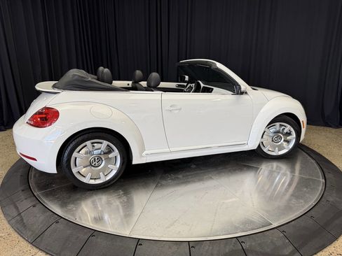 Used 2014 Volkswagen Beetle 2.5 image 10