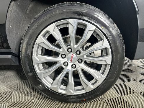 Used 2023 GMC Yukon XL Denali image 29