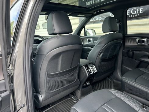 New 2026 Kia Sorento SX Prestige image 13