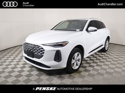 Used 2025 Audi Q5 Premium w/ Convenience Package